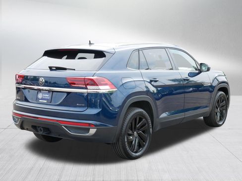 Certified 2023 Volkswagen Atlas Cross Sport SE w/ Panoramic Sunroof Package AWD/4WD image 7