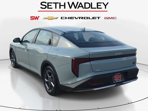 Used 2025 Kia K4 FWD image 5