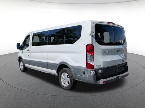 Used 2018 Ford Transit 350 XLT RWD image 3
