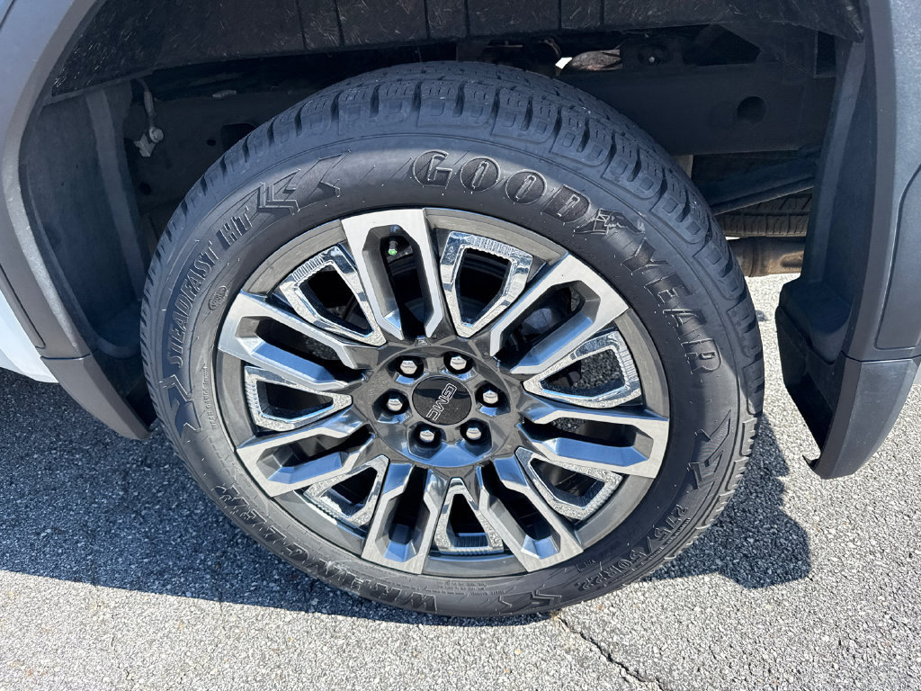 Used 2024 GMC Sierra 1500 Denali Ultimate AWD/4WD image 19