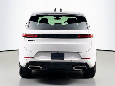 Used 2024 Land Rover Range Rover Sport Autobiography image 7