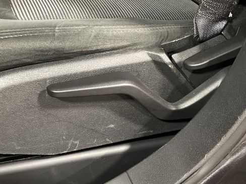 Used 2017 Jeep Patriot Latitude image 9