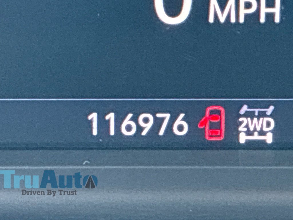 Used 2022 Chevrolet Silverado 1500 RST AWD/4WD image 31