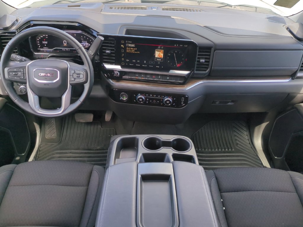 Used 2024 GMC Sierra 1500 Elevation AWD/4WD image 17