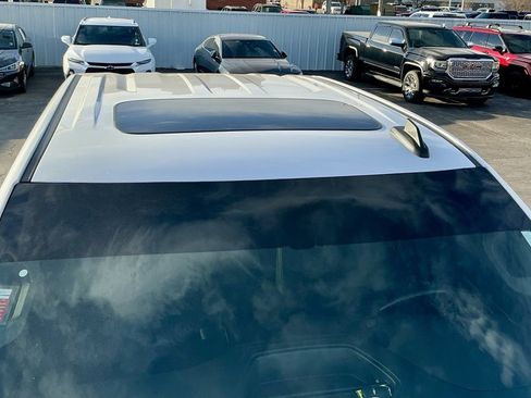 Used 2021 Chevrolet Silverado 1500 LT Trail Boss w/ Convenience Package II image 12