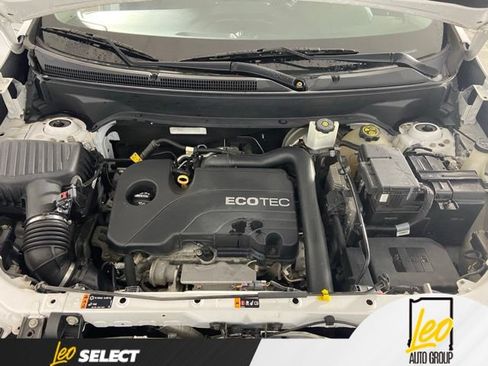 Used 2018 Chevrolet Equinox LT FWD image 27