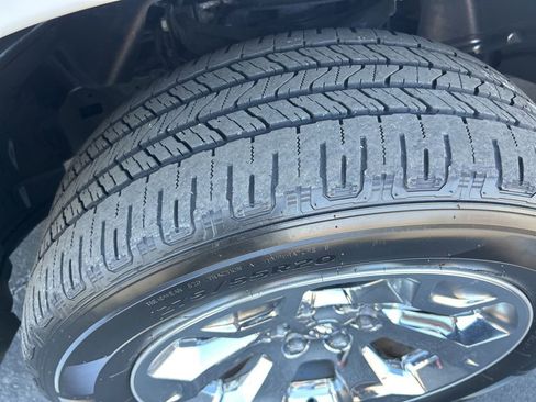 Used 2019 RAM 1500 Big Horn image 32