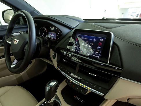 Used 2023 Cadillac CT4 Luxury w/ Sun And Sound Package image 30