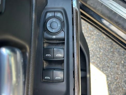 Used 2020 Chevrolet Silverado 1500 LT w/ Trailering Package image 5