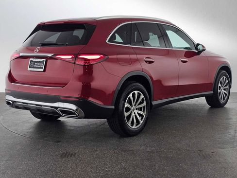 Certified 2025 Mercedes-Benz GLC 300 GLC 300 image 5