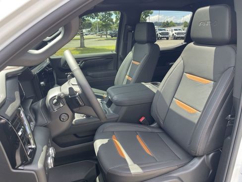 New 2026 GMC Sierra 1500 AT4 w/ AT4 Premium Package AWD/4WD image 20