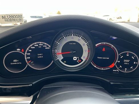 Used 2018 Porsche Panamera 4S image 16