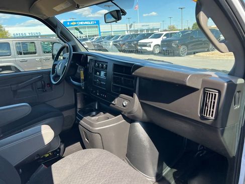 Used 2023 GMC Savana 2500 w/ Driver Convenience Package image 26