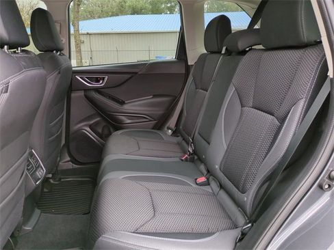 Used 2022 Subaru Forester Premium w/ Popular Package #2 image 13