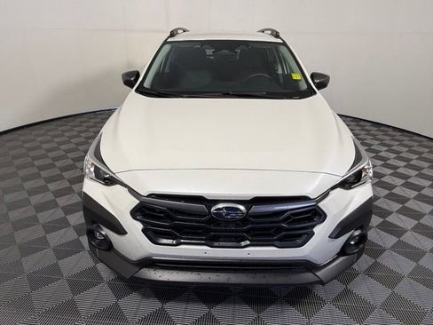 Used 2024 Subaru Crosstrek 2.0i Premium AWD/4WD image 9
