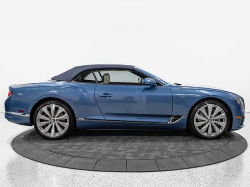 Used 2024 Bentley Continental GT V8 AWD/4WD image 19