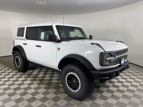 New 2025 Ford Bronco Badlands w/ Sasquatch Package image 7