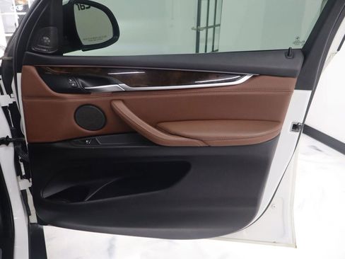 Used 2015 BMW X5 xDrive35i image 17