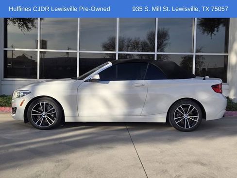 Used 2020 BMW 230i Convertible w/ Convenience Package image 4