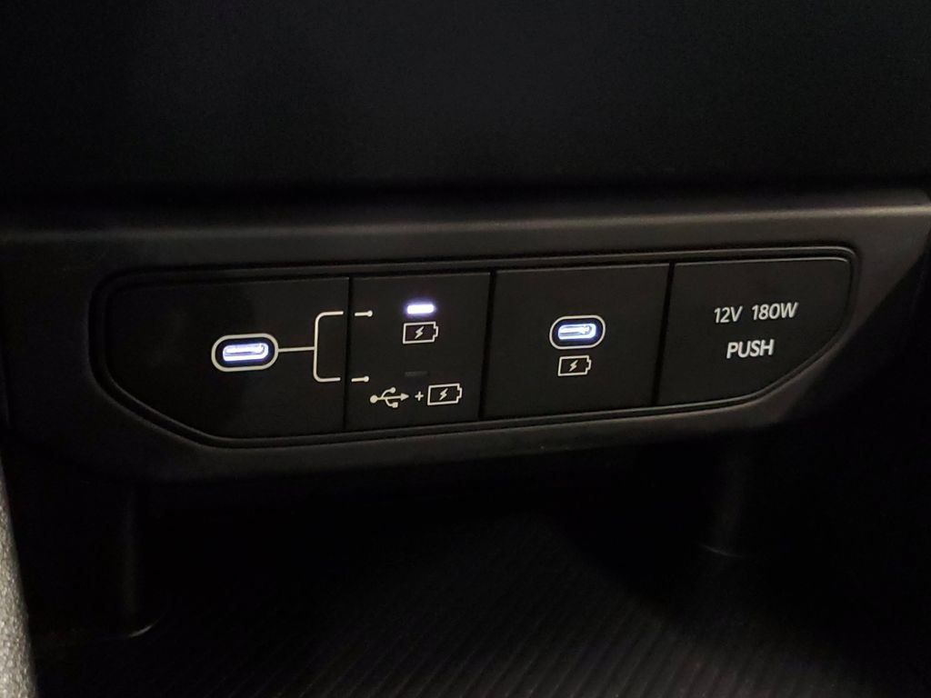 Used 2025 Kia K4 FWD image 22