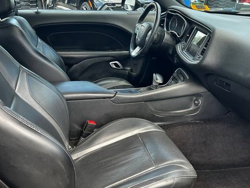 Used 2016 Dodge Challenger R/T Plus RWD image 13