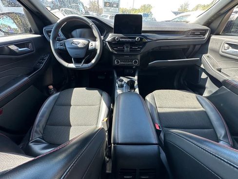 Used 2025 Ford Escape ST-Line image 15