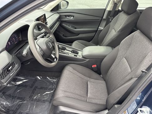 Certified 2023 Honda Accord EX image 16