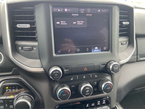 Used 2022 RAM 1500 Big Horn AWD/4WD image 30