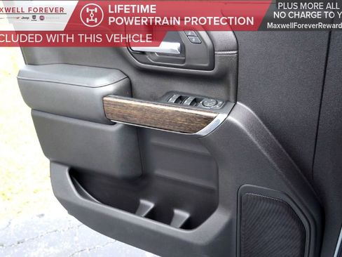 Used 2022 GMC Sierra 2500 SLE w/ SLE Convenience Package image 21