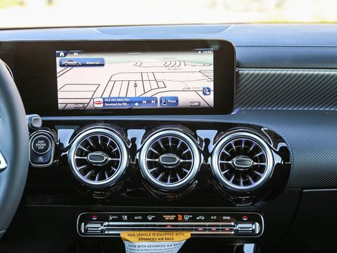 New 2025 Mercedes-Benz CLA 250 4MATIC image 13