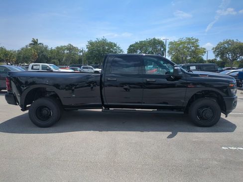 New 2026 RAM 3500 Tradesman AWD/4WD image 4