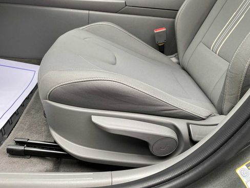 Certified 2025 Hyundai Elantra Blue image 26