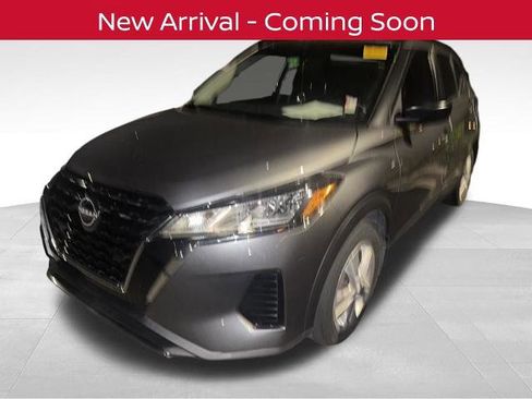 Certified 2023 Nissan Kicks S image 2