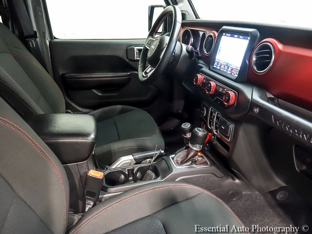 Used 2018 Jeep Wrangler Unlimited Rubicon AWD/4WD image 24