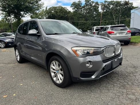 Used 2017 BMW X3 xDrive28i AWD/4WD image 7