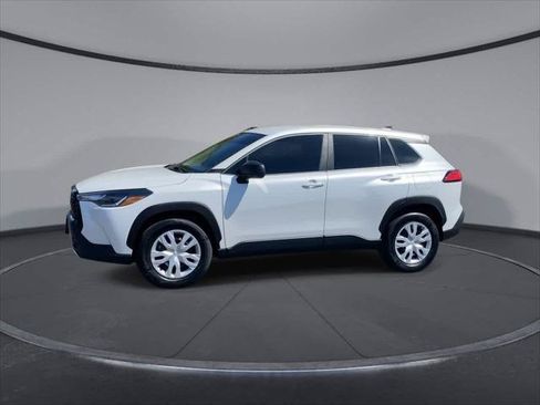 Certified 2023 Toyota Corolla Cross L AWD/4WD image 7