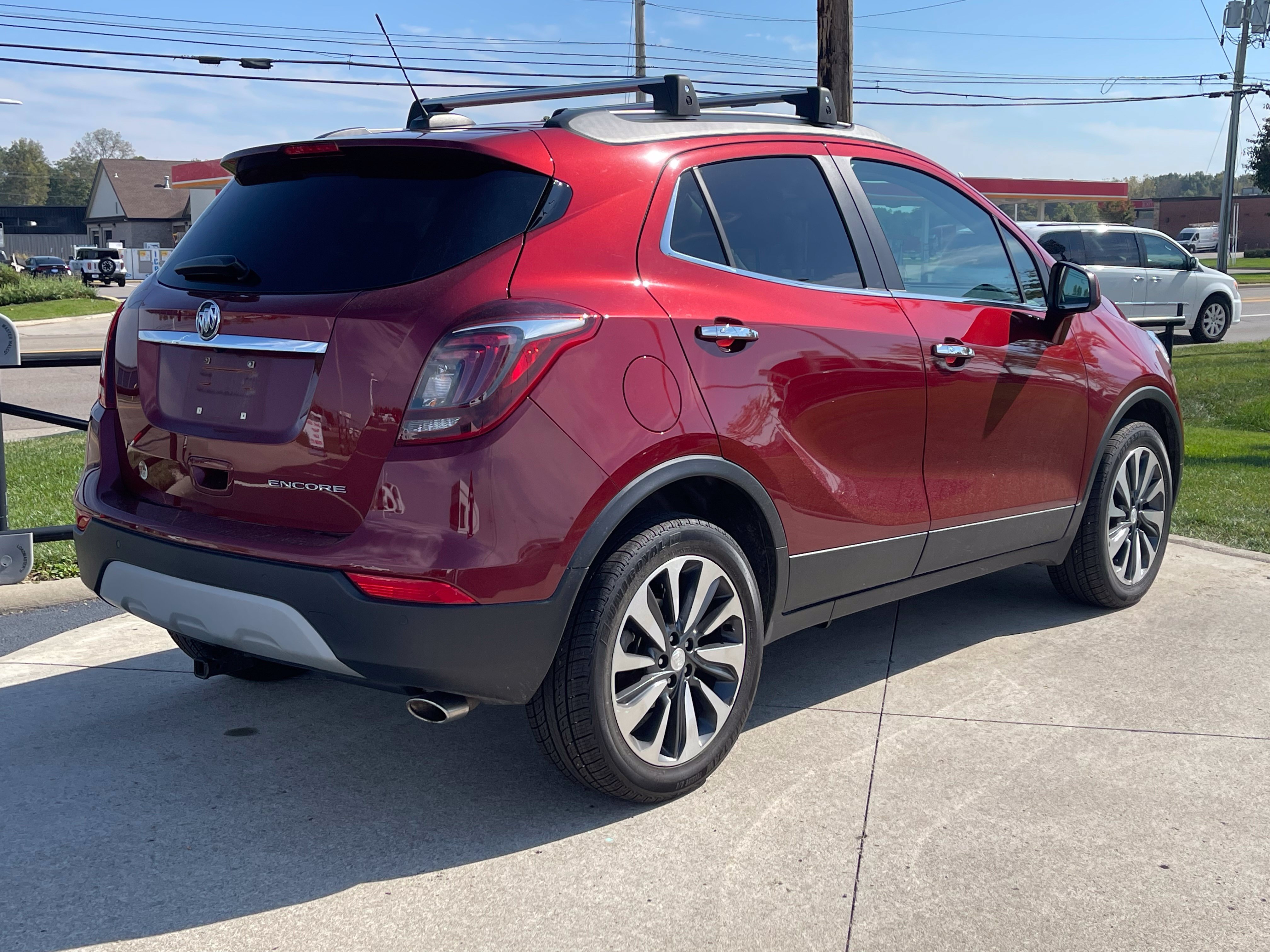 Used 2021 Buick Encore Preferred w/ Safety Package II FWD image 7