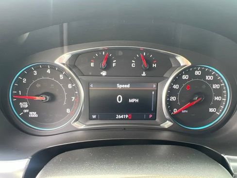 Used 2023 Chevrolet Traverse LT AWD/4WD image 25