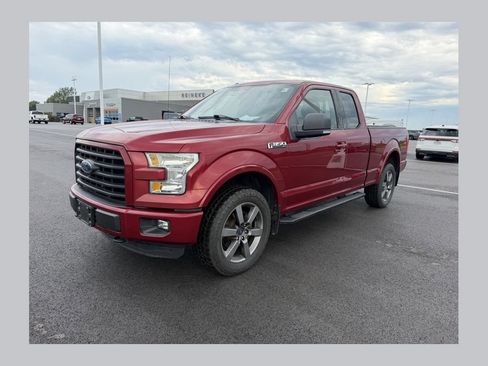 Used 2015 Ford F150 XLT w/ Equipment Group 302A Luxury AWD/4WD image 1