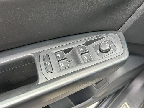 Used 2019 Volkswagen Atlas SEL FWD image 11