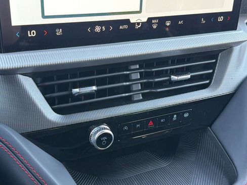 New 2026 Ford Explorer ST-Line w/ ST-Line Street Pack image 14