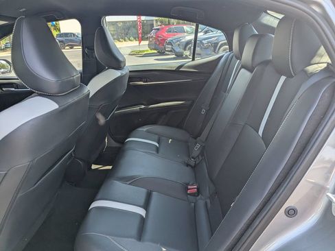 Used 2025 Toyota Camry SE FWD image 14