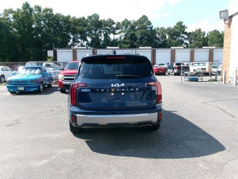 Used 2025 Kia Telluride S FWD image 7