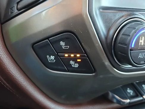 Used 2016 Chevrolet Silverado 2500 High Country image 28