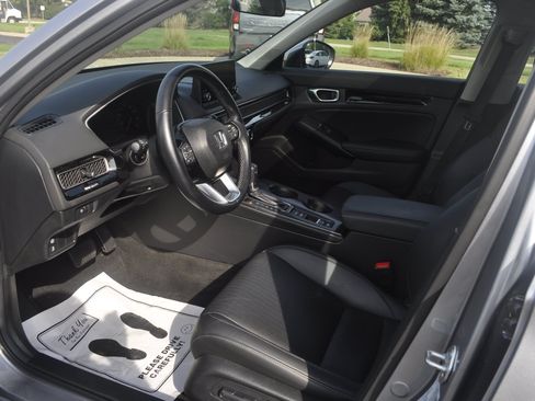 Used 2023 Honda Civic EX-L image 14