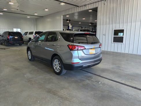 Used 2023 Chevrolet Equinox LT AWD/4WD image 6