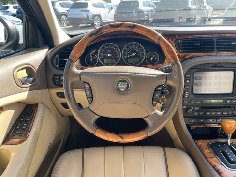 Used 2006 Jaguar S-TYPE 4.2 RWD image 20