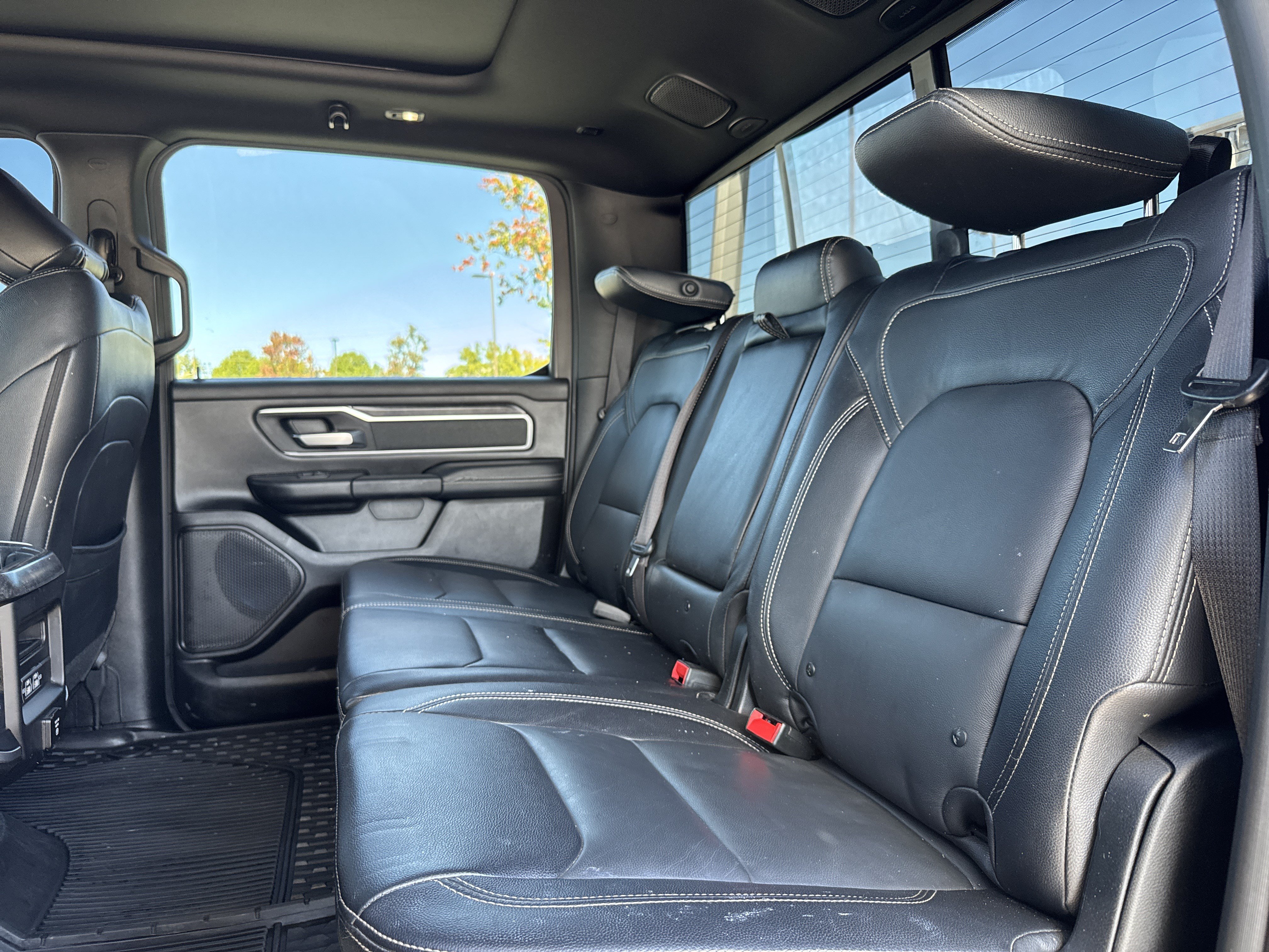 Used 2022 RAM 1500 Big Horn AWD/4WD image 31