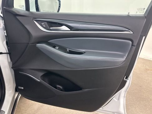Certified 2024 Buick Enclave Premium image 19