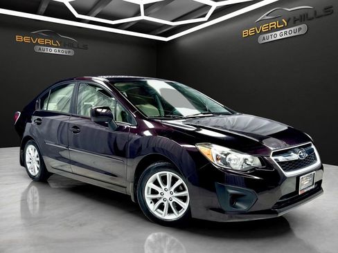 Used 2013 Subaru Impreza 2.0i Premium w/ All-Weather Pkg image 7